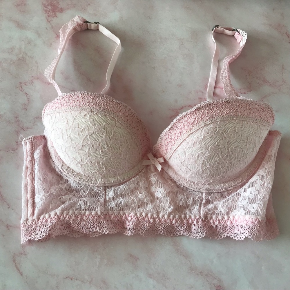 Gilly Hicks Bra